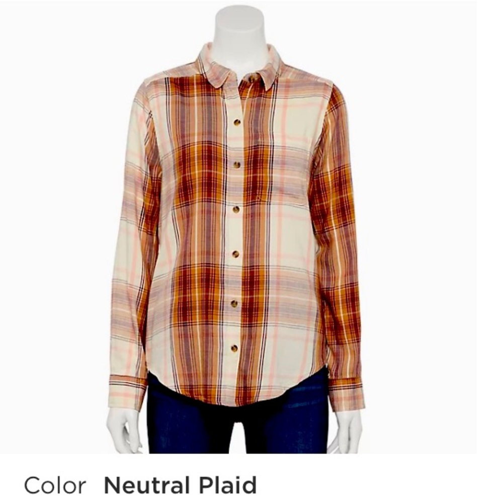 PLAID BUTTON UP
